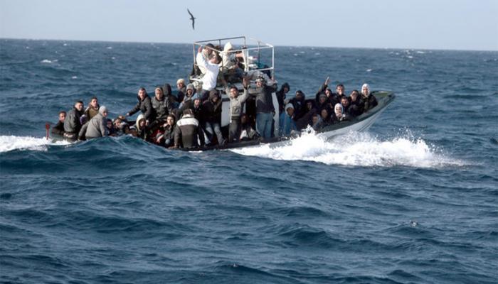 مهاجرون غير شرعيين في البحر المتوسط