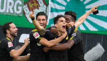 بارترا يساند ضحايا برشلونة بهدف في فولفسبورج