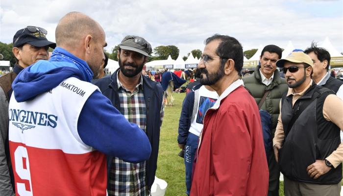 محمد بن راشد يشهد إنجازات فرسان الإمارات في اوستن بارك بإنجلترا