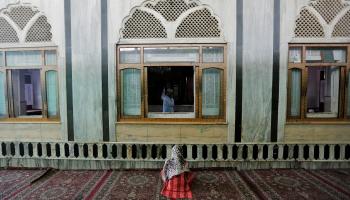 بعض علماء المسلمين يؤكدون عدم ورود الطلاق بالثلاثة في القرآن