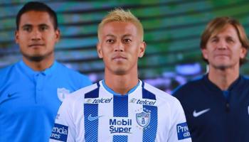 هوندا يسجل هدفا مع باتشوكا