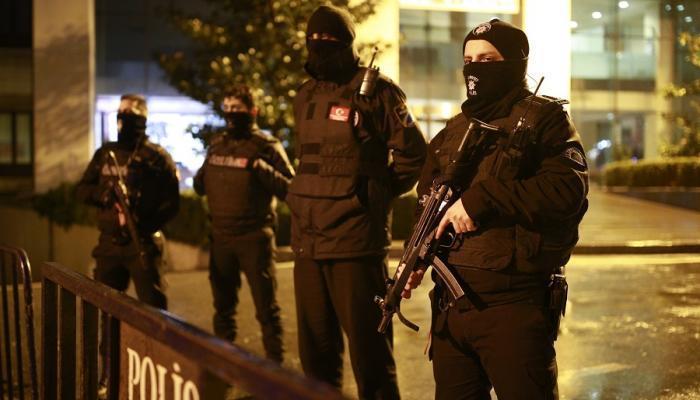 السلطات التركية ألقت القبض على مئات من أفراد الشرطة خلال عام