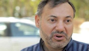 إرما يعصف بـ"أحمد منصور"