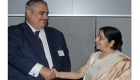 وزير الخارجية البحريني ونظيرته الهندية يبحثان التعاون المشترك