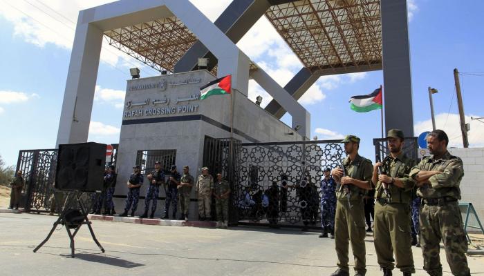 معبر رفح من ناحية قطاع غزة والذي تسيطر عليه حماس منذ 10 سنوات