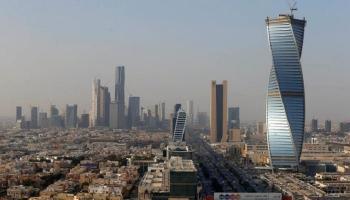 عائدات ضخمة في العام الأول لتطبيق الضريبة المضافة بالسعودية