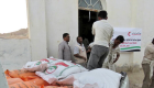 الهلال الأحمر الإماراتي يوزع مساعدات غذائية على طلاب حضرموت