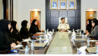 أبوظبي.. الشرطة النسائية تناقش مبادرات "عام زايد"