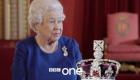 الملكة إليزابيث تروي معاناتها مع التتويج في فيلم وثائقي