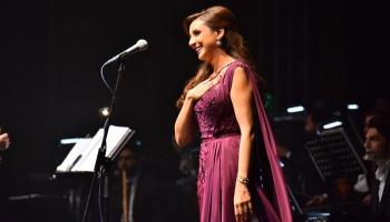 الفنانة أنغام في حفل بالبحرين