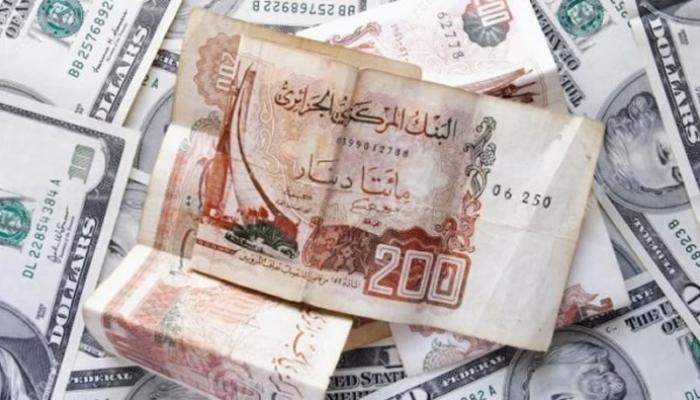 الدينار الجزائري يخسر 46 من قيمته أمام الدولار