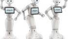 بالصور.. الروبوت "بيبر" يرحب بالزائرين في بريطانيا