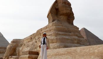 ميلانيا ترامب أثناء زيارة أبو الهول