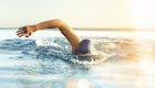 دراسة: السباحة تساعد على تخطي المشكلات النفسية
