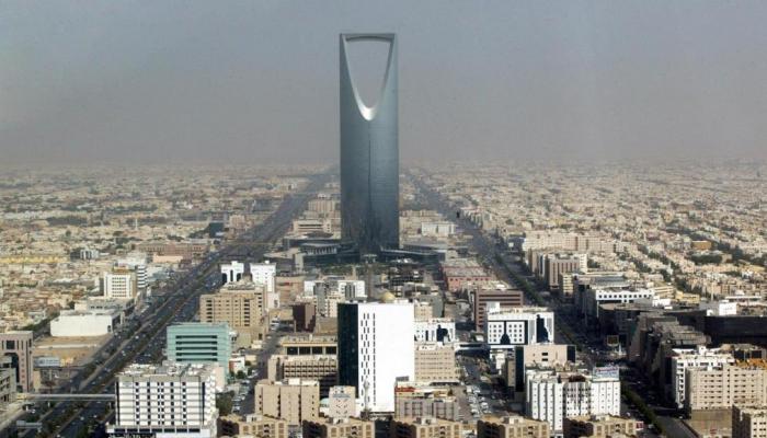 "دافوس الصحراء" يضيء عاصمة النفط العالمية