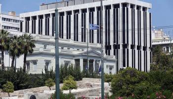 الشرطة اليونانية ترسل فريقا من خبراء المفرقعات إلى مكان الواقعة - أرشيفية