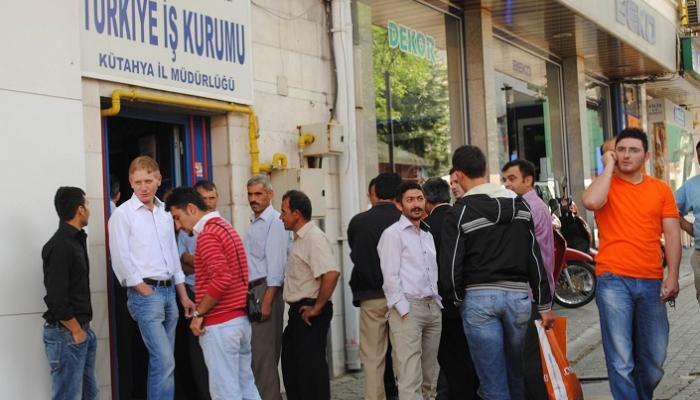 ارتفاع معدلات البطالة بين الشباب التركي 