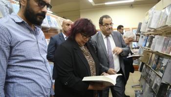 وزيرة الثقافة المصرية تفتتح مكتبة 