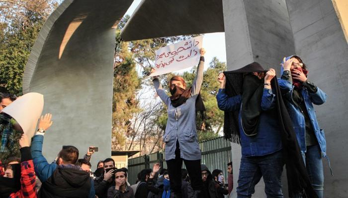 جانب من الاحتجاجات ضد النظام في طهران