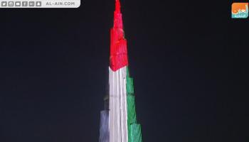 برج خليفة يتزين بالعلم الإماراتي