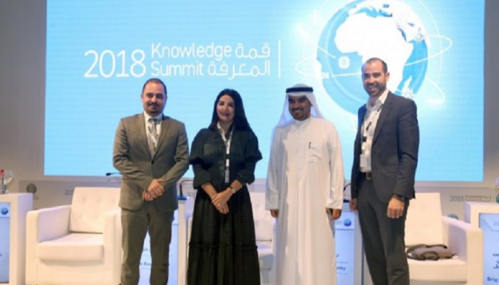 المشاركون في جلسة "توظيف المعرفة لتحسين الرعاية الصحية"