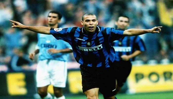 رونالدو لاعب إنتر ميلان الأسبق