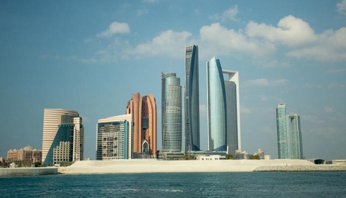 أبوظبي عاصمة دولة الإمارات العربية المتحدة