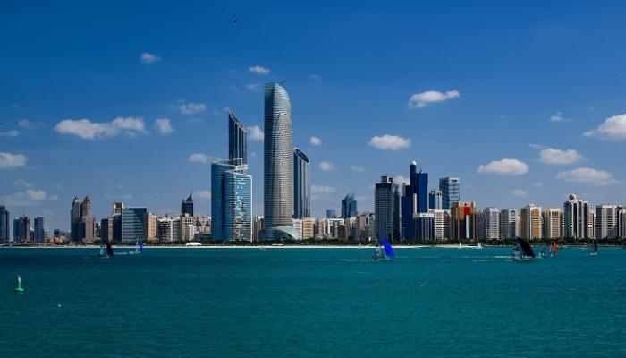 أبوظبي عاصمة دولة الإمارات العربية المتحدة