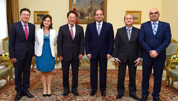 الرئيس المصري عبدالفتاح السيسي يلتقي مدير عام منظمة 