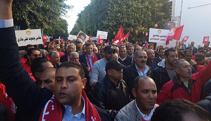 مسيرات حاشدة في أنحاء تونس ضد الإخوان
