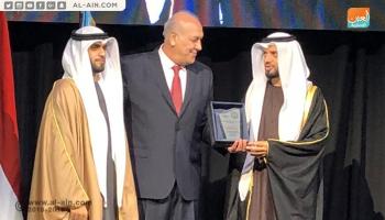 الشيخ عمر حبتور الدرعي خلال مشاركته في المؤتمر