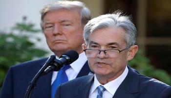 ترامب ورئيس الاحتياطي الفيدرالي الأمريكي جيروم باول