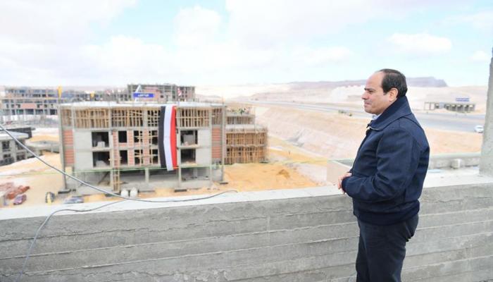 السيسي يتفقد مشروعات هضبة الجلالة