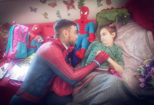 110 060223 spiderman job american man children sick 3