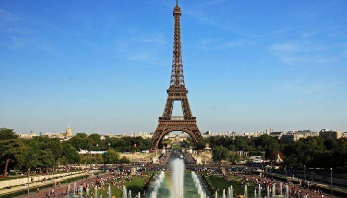 العاصمة الفرنسية باريس