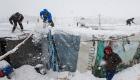 الشتاء القارس يضرب مخيم دير بلوط بسوريا.. واللاجئون يحاولون الصمود