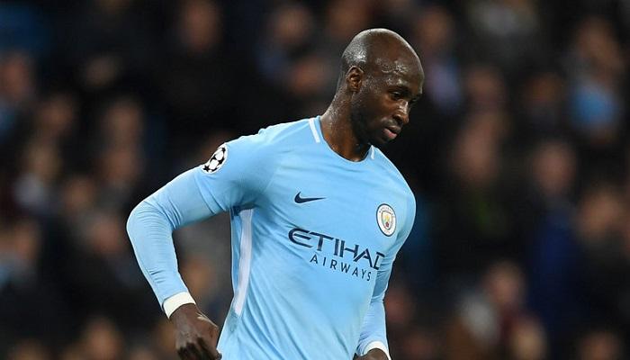 إلياكيم مانجالا مدافع مانشستر سيتي