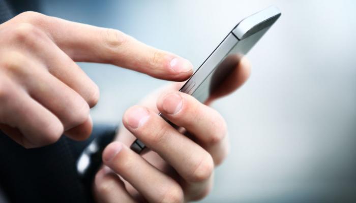 الدليل على وجود صلة بين الهواتف المحمولة والسرطان ضعيف - تعبيرية