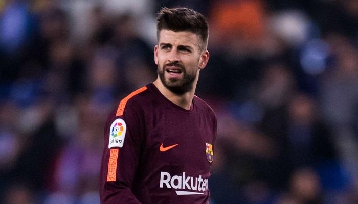 جيرارد بيكيه مدافع برشلونة