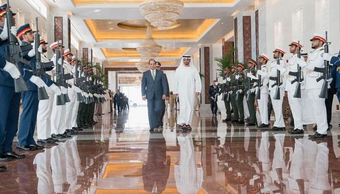 الشيخ محمد بن زايد يودّع الرئيس المصري عبد الفتاح السيسي