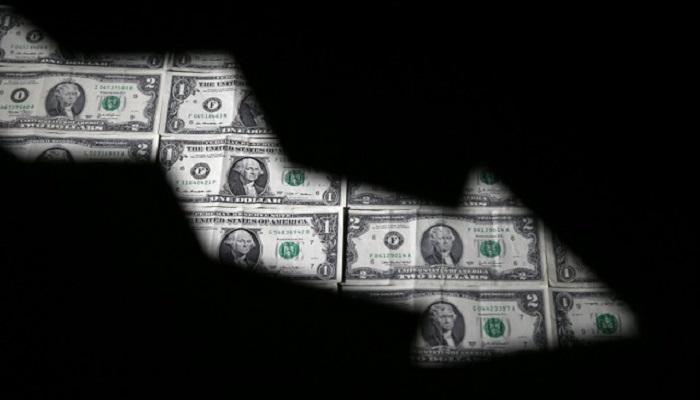 سعر الدولار يتراجع أمام الجنيه المصري