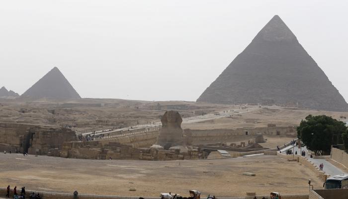 أهرامات الجيزة في مصر