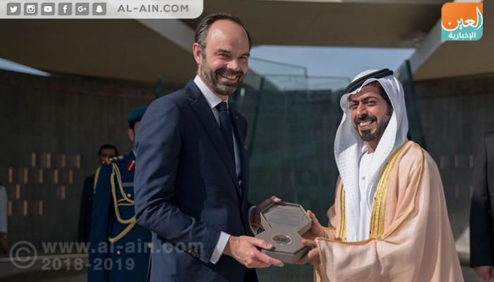 الشيخ خليفة بن طحنون ورئيس وزراء فرنسا في واحة الكرامة