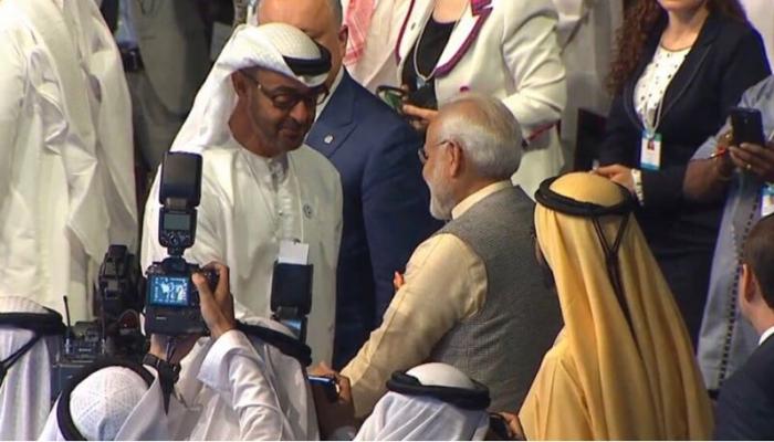 الشيخ محمد بن زايد آل نهيان يستقبل مودي خلال القمة العالمية للحكومات