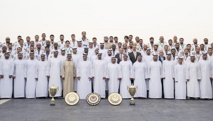 الشيخ محمد بن زايد يكرم أبطال الجوجيتسو