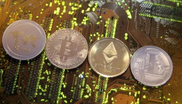بتكوين وعدد من العملات الافتراضية