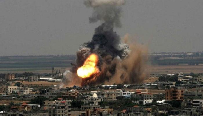 صورة أرشيفية لانفجار في دير الزور