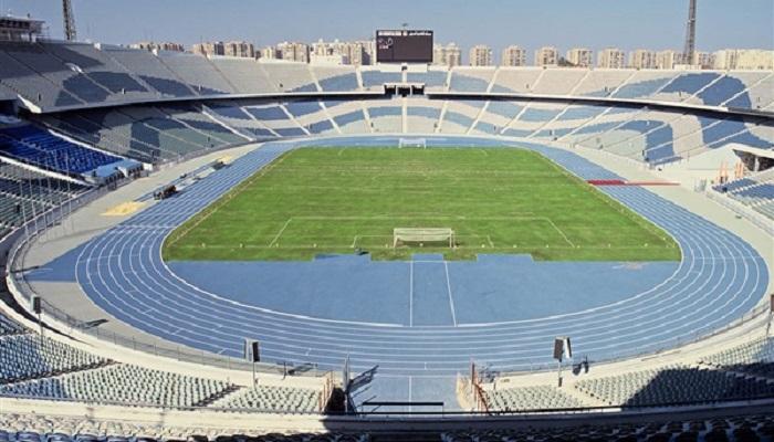 الأهلي يتمسك باستاد القاهرة