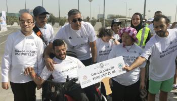 اللواء محمد خلفان الرميثي يشارك في اليوم الرياضي الوطني