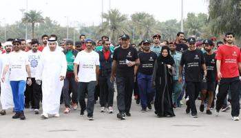 نهيان بن زايد يتقدم المشاركين في اليوم الرياضي الوطني بالإمارات